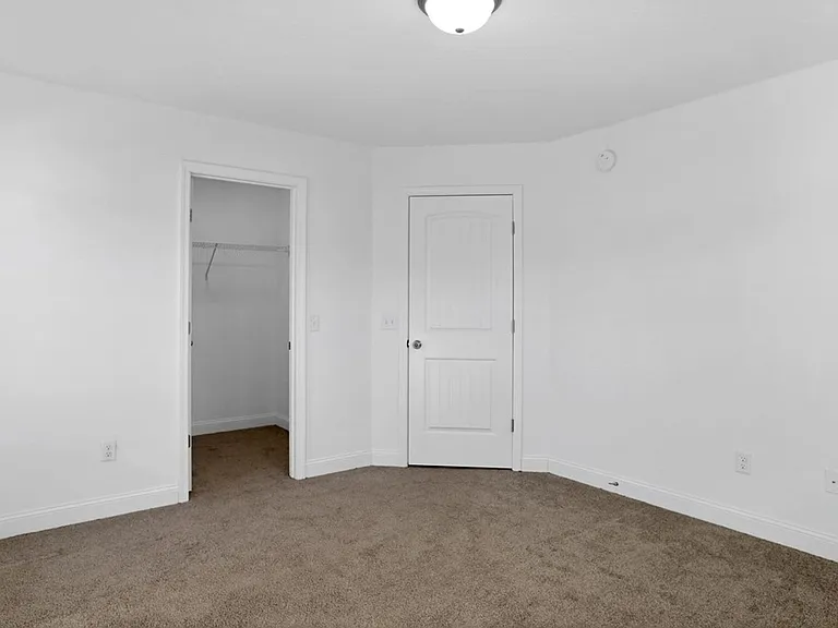 609 Fairview Cir — Photo 24