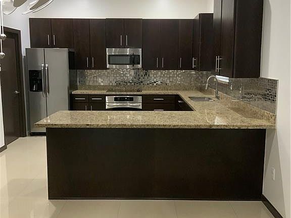 4th image of 5115 Shalom Dr