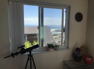 116 2nd St APT 6, Pacific Grove, CA 93950