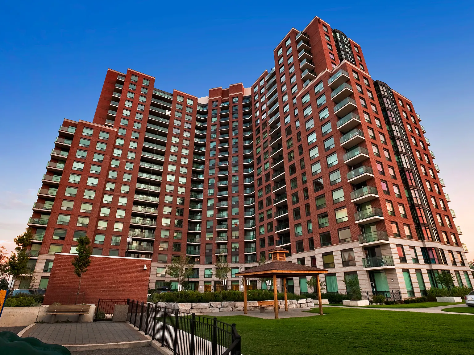 The Compass Rental Residences — Photo 2