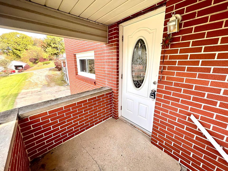 1818 Grant Street Apartment Rentals Aliquippa, PA Zillow