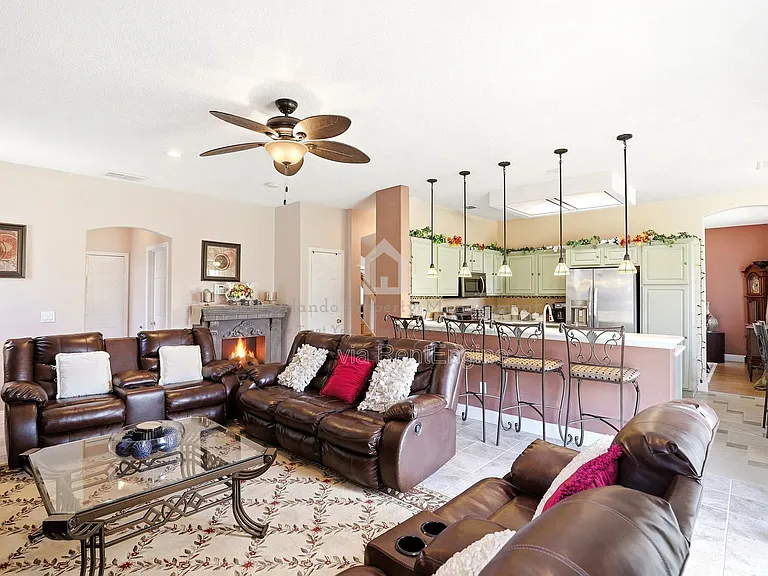 824 Lake Biscayne Way — Photo 25