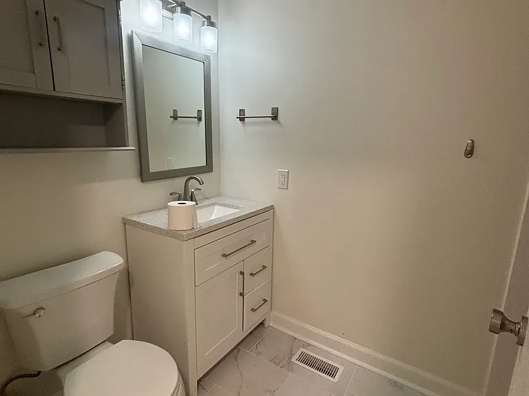 2215 Ranch Trl — Photo 5