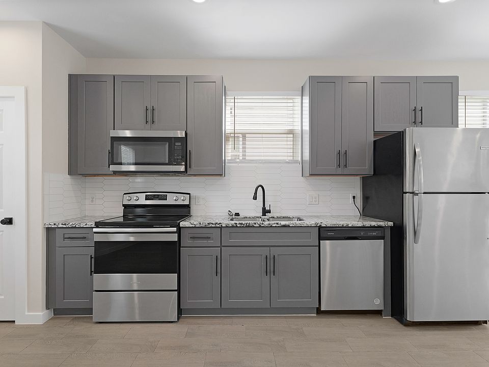 1st image of 5544 Shreveport Blvd #B