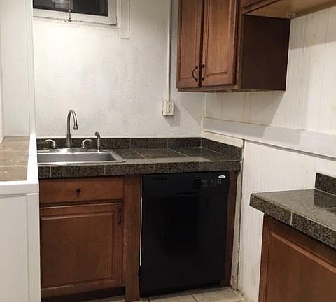 5th image of 1161 N Washington St #101