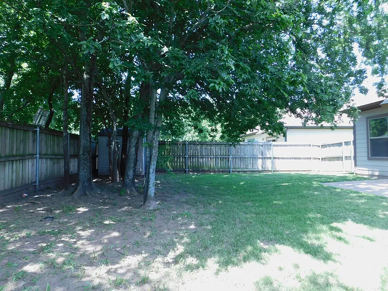 673 Copenhavr St — Photo 23