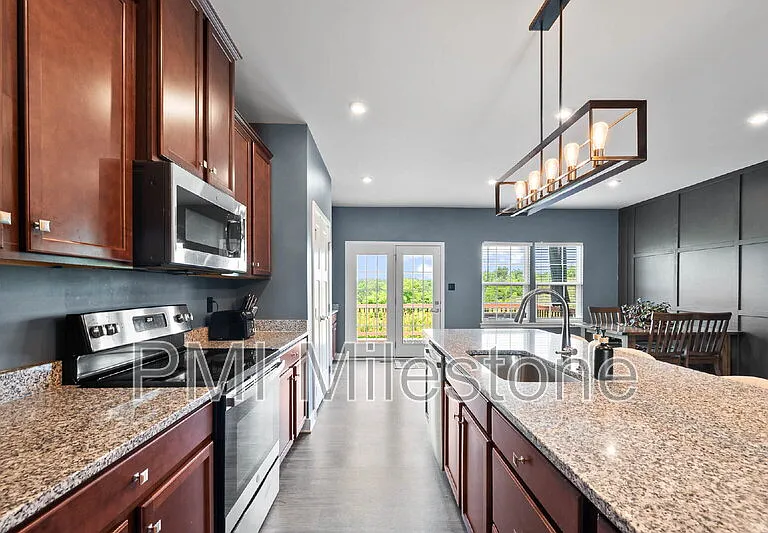 367 Ontario Dr #FALLING WATERS — Photo 30