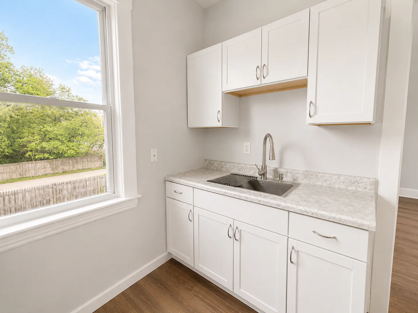 2 bed, 1113 sqft, $1,100 — Photo 3