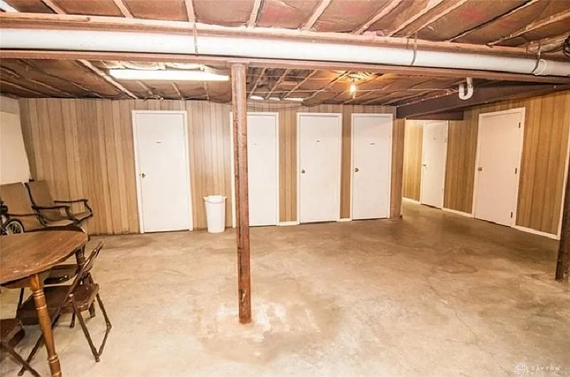 Building Photo - 211 S Beech St #203