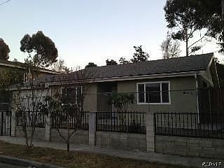 1st image of 336 E 116th Pl