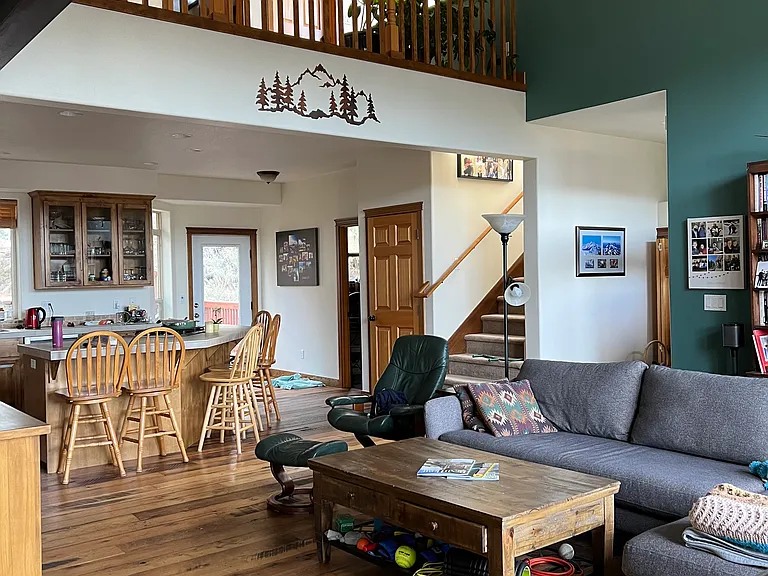 1384 NW Ogden Ave — Photo 5