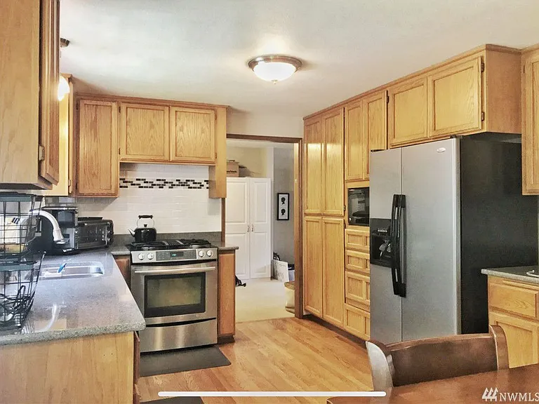32614 10th Pl SW — Photo 3
