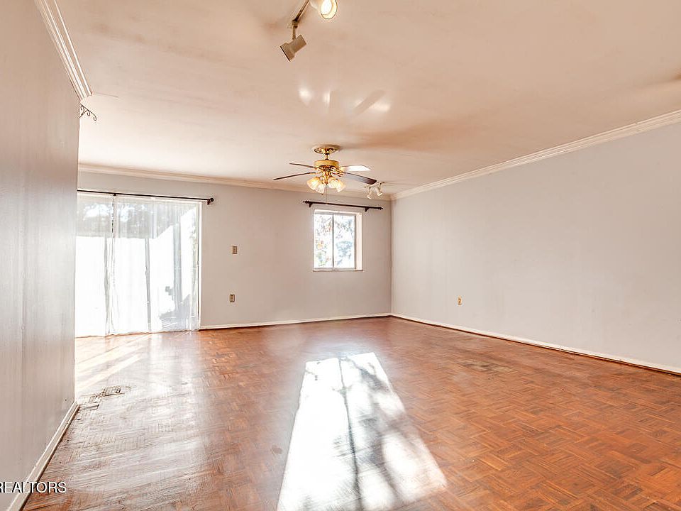 Sequoyah Square Condominiums Apartment Rentals Knoxville, TN Zillow