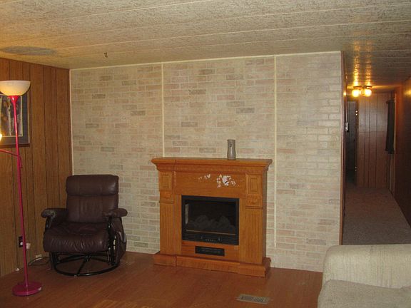 2nd image of 998 Clifford Lake Dr NW