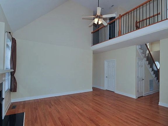 5th image of 99 Carolina Oaks Ave