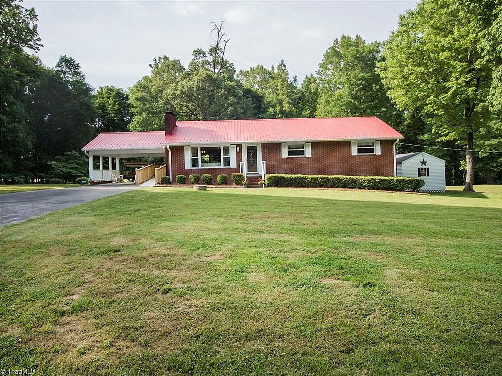 4636 Walkertown Community Center Rd, Walkertown, NC 27051 Zillow