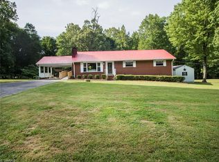 4636 Walkertown Community Center Rd, Walkertown, NC 27051