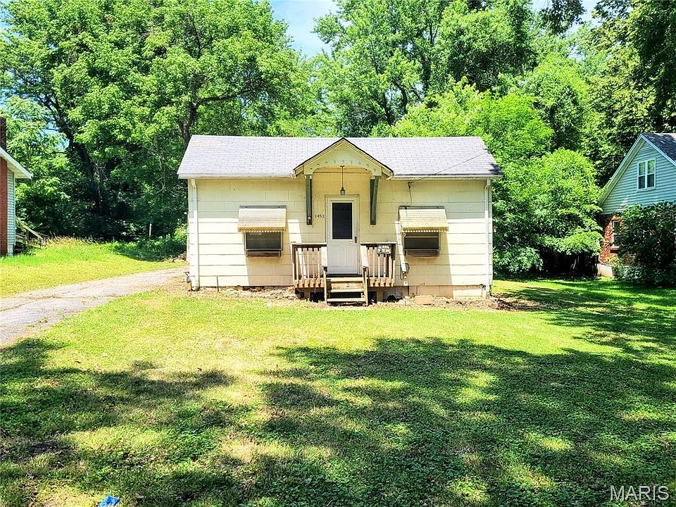 1st image of 1453 Twillman Ave