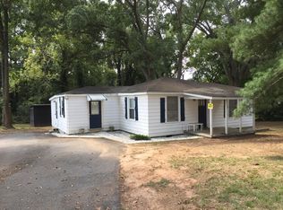 874 Sylvan Dr, Marietta, GA 30066