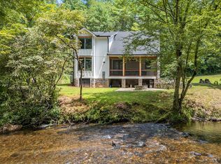 241 Riverview Dr, Robbinsville, NC 28771