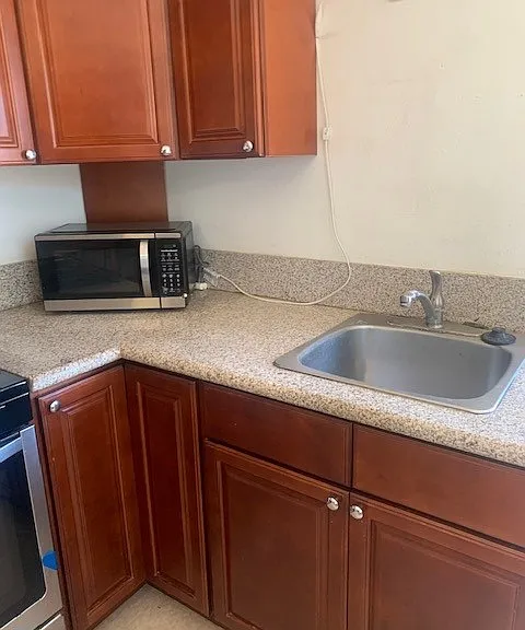 1012 W Trenton Way — Photo 1