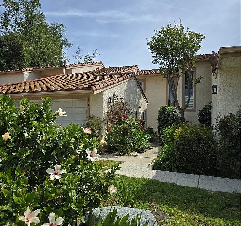 1st image of 3723 Oak Glen Dr