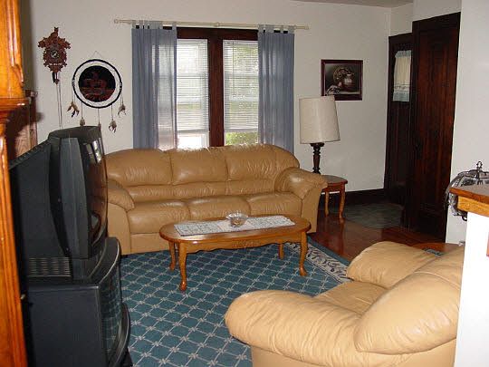 5th image of 2212 Court St
