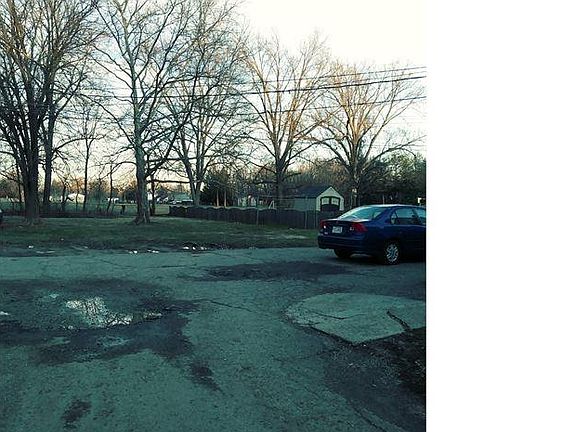 3rd image of 780 Butler Ave