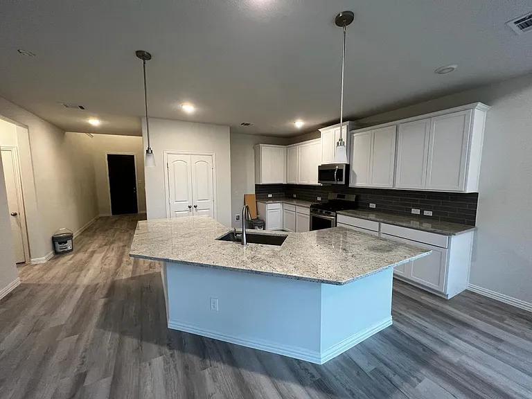 13088 Mizell Ln — Photo 4