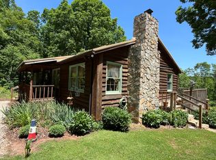 154 Snowden Ln, Penhook, VA 24137