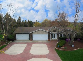 29W780 Smith Rd, West Chicago, IL 60185