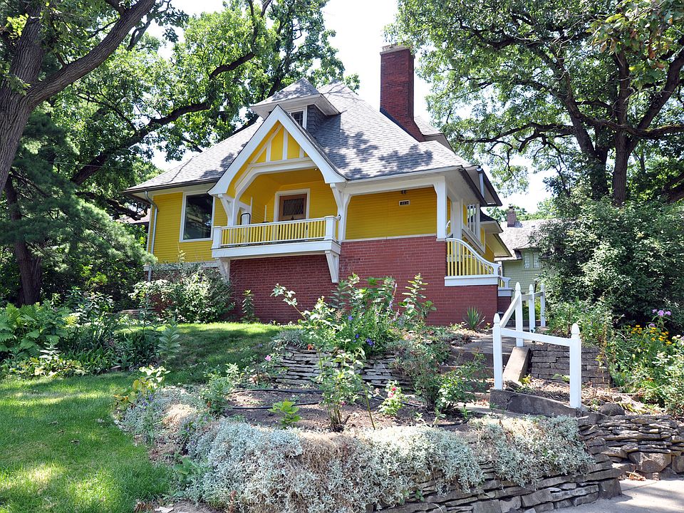 1st image of 10838 S Longwood Dr