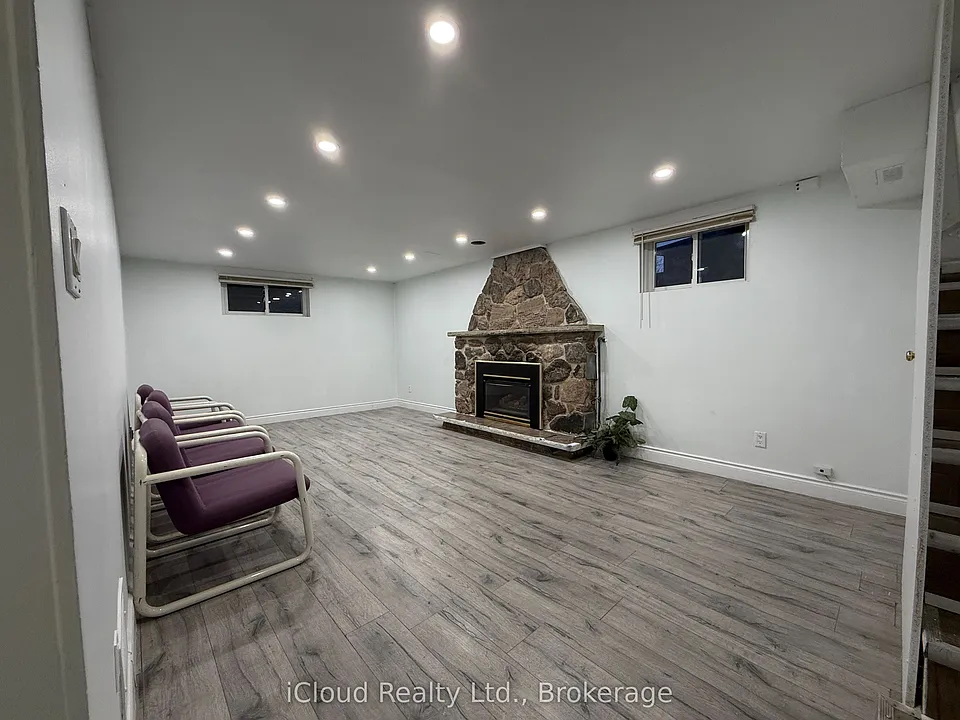 41 Manitou Cres N #BASEMENT