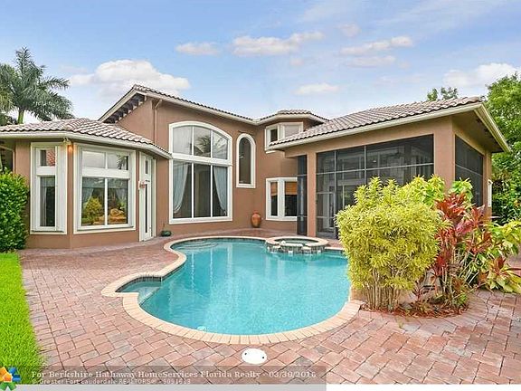 2nd image of 7189 NW 127th Way
