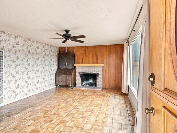 3rd image of 61 Work Ave