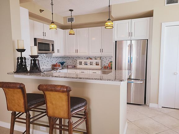 5th image of 8515 Gulf Blvd #Penthouse 1a