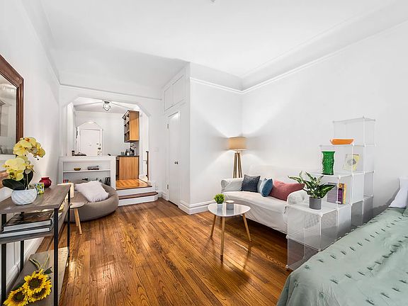 2nd image of 62 E 87th St APT 3A