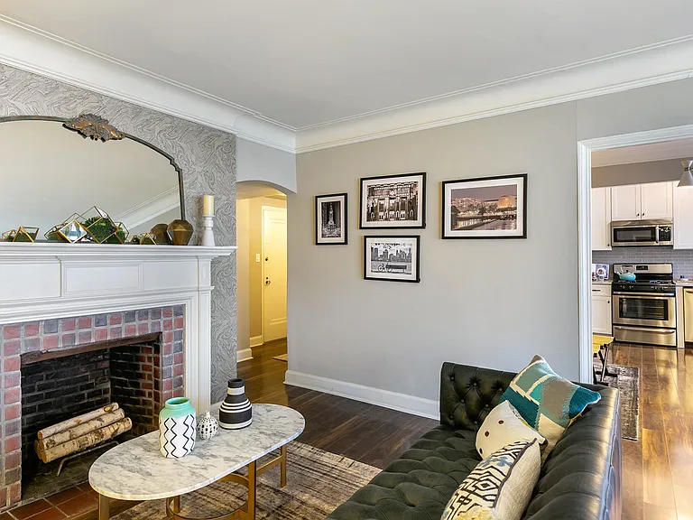 Alden Park Luxury Apartments — Photo 14