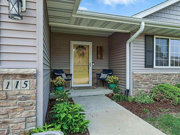4th image of 115 W Pinehurst Dr