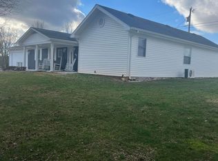 446 E Todd Rd, Science Hill, KY 42553