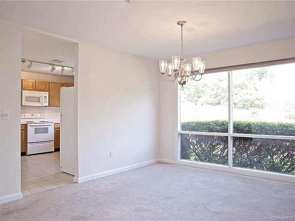 2nd image of 198 Gillies Ln Unit 198