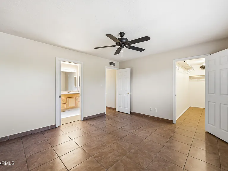4213 E Sahuaro Dr — Photo 13