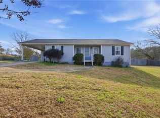 12 Bradford Dr SW, Cartersville, GA 30120