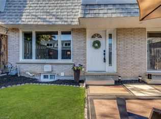 14 Williamsburg Rd #54, Kitchener, ON N2E1W1