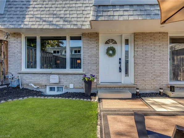 14 Williamsburg Rd #54, Kitchener, ON N2E 1W1