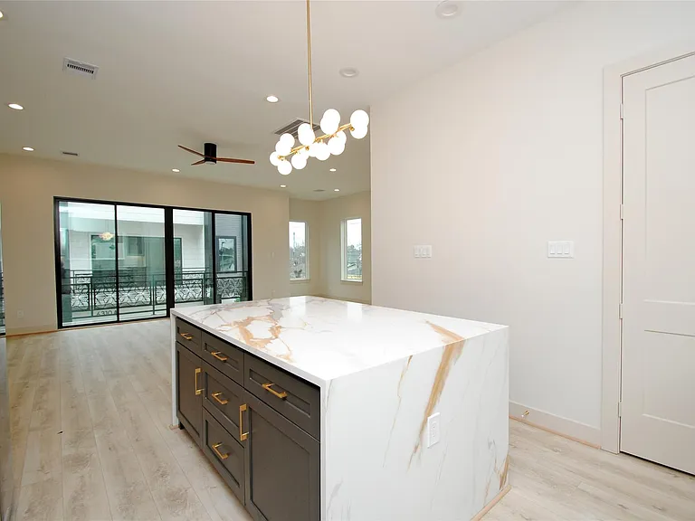 6312 Illinois St #C — Photo 10