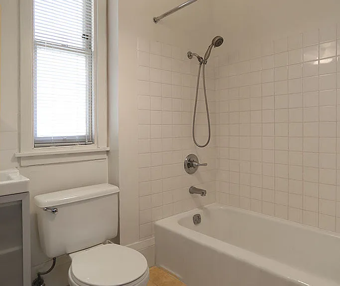 304 Walnut St #U3 — Photo 20