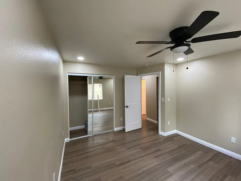 1044 Circle Ln #C — Photo 10