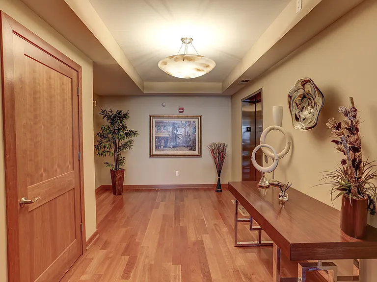 1070 Grandview Ct NE — Photo 19