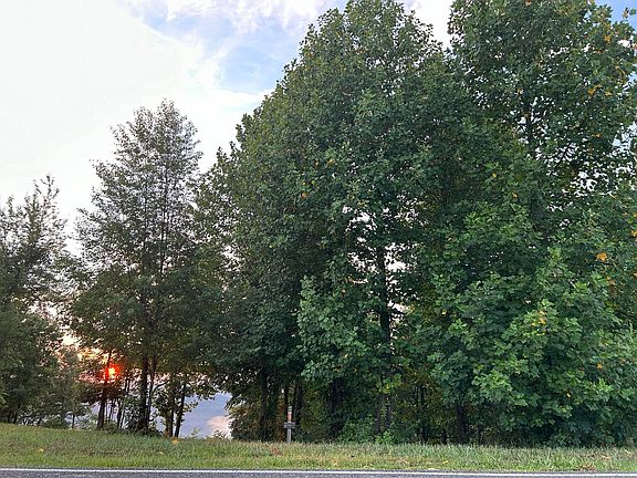 5th image of 755 Sunset Cir #Sv-109